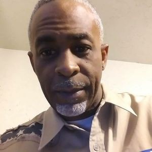 Meet your Posher, Kenneth